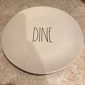 2 NWT Rae Dunn Dine plates